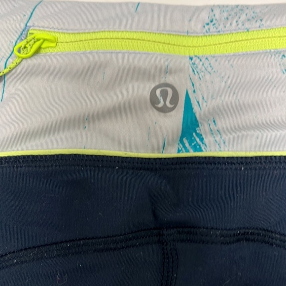 Lululemon Women’s Ruched Side Athletic Leggings with Side Pockets Size 4 - Picture 7 of 10